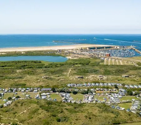 Camping Luxe Chalet Op Camping Duindoorn, Ijmuiden Aan Zee, Op Loopafstand Strand, In De Buurt Van Circuit Zandvoort En Bloemendaal IJmuiden