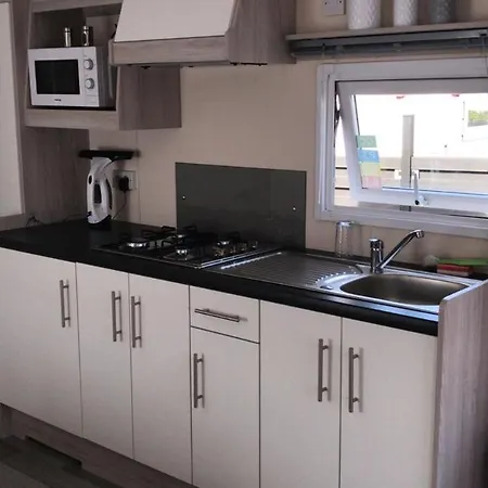 Luxe Op Duindoorn, Aan Zee, In De Buurt F1 Circuit Zandvoort En Bloemendaal Op Loopafstand Κάμπινγκ *