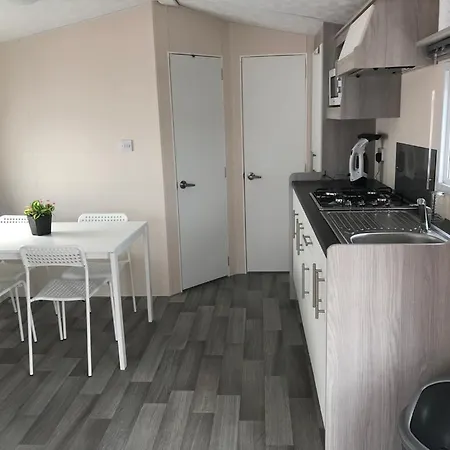 Strand Chalet Op Camping Duindoorn, Ijmuiden Aan Zee IJmuiden