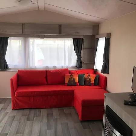Camping Luxe Chalet Op Camping Duindoorn, Ijmuiden Aan Zee, Op Loopafstand Strand, In De Buurt Van Circuit Zandvoort En Bloemendaal IJmuiden